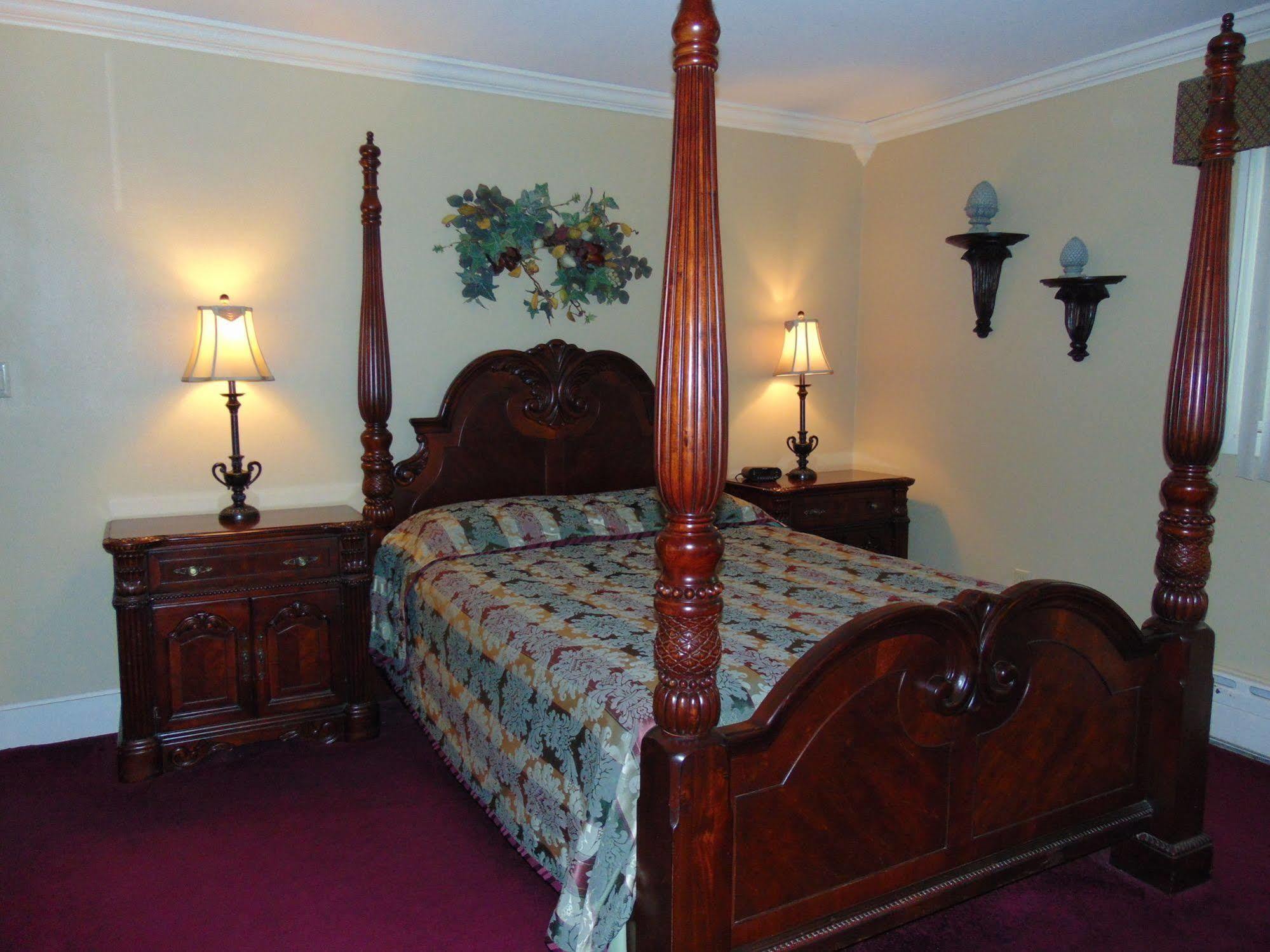 The Lodge Resort Hotel Forest City المظهر الخارجي الصورة