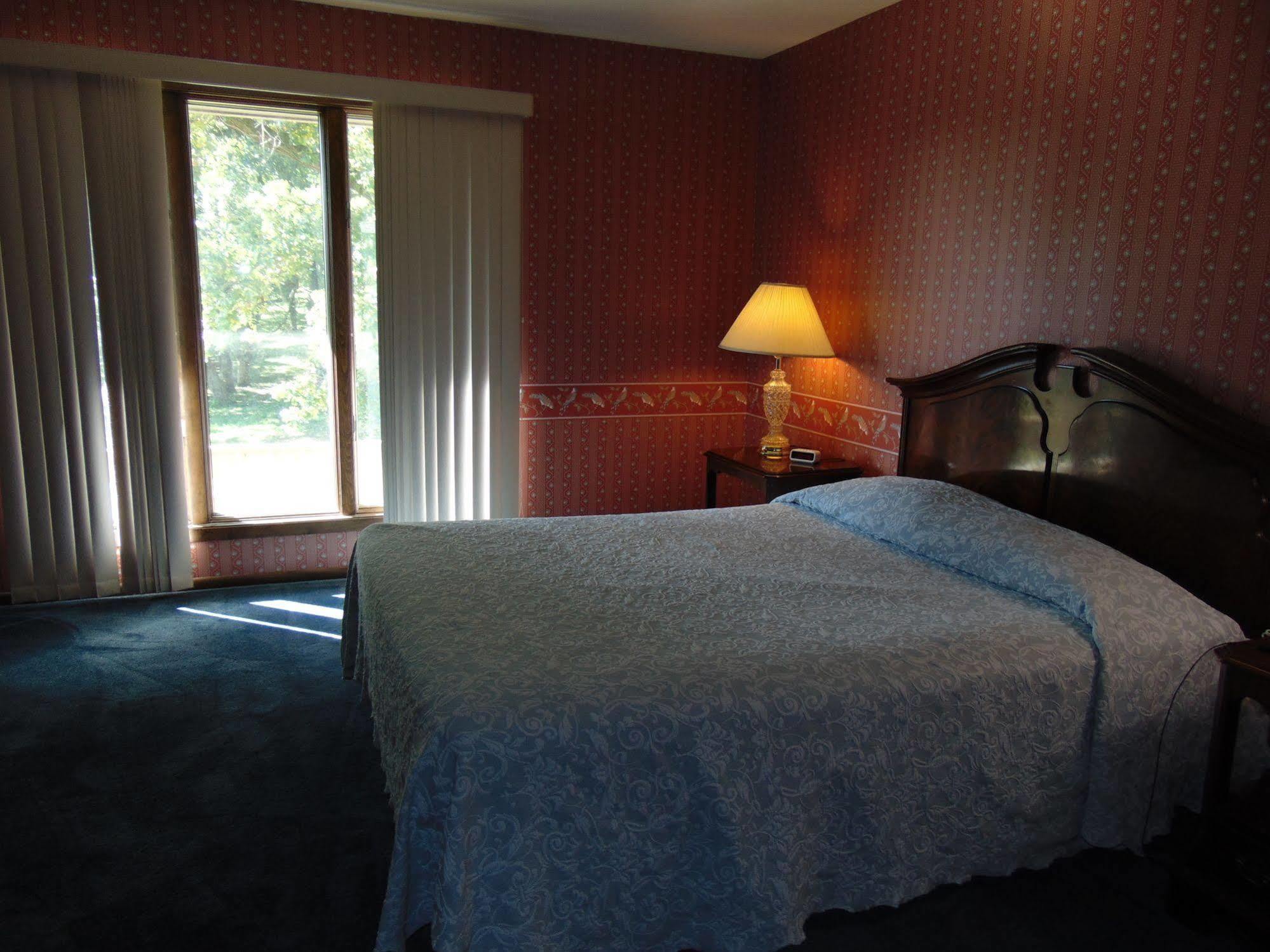The Lodge Resort Hotel Forest City المظهر الخارجي الصورة